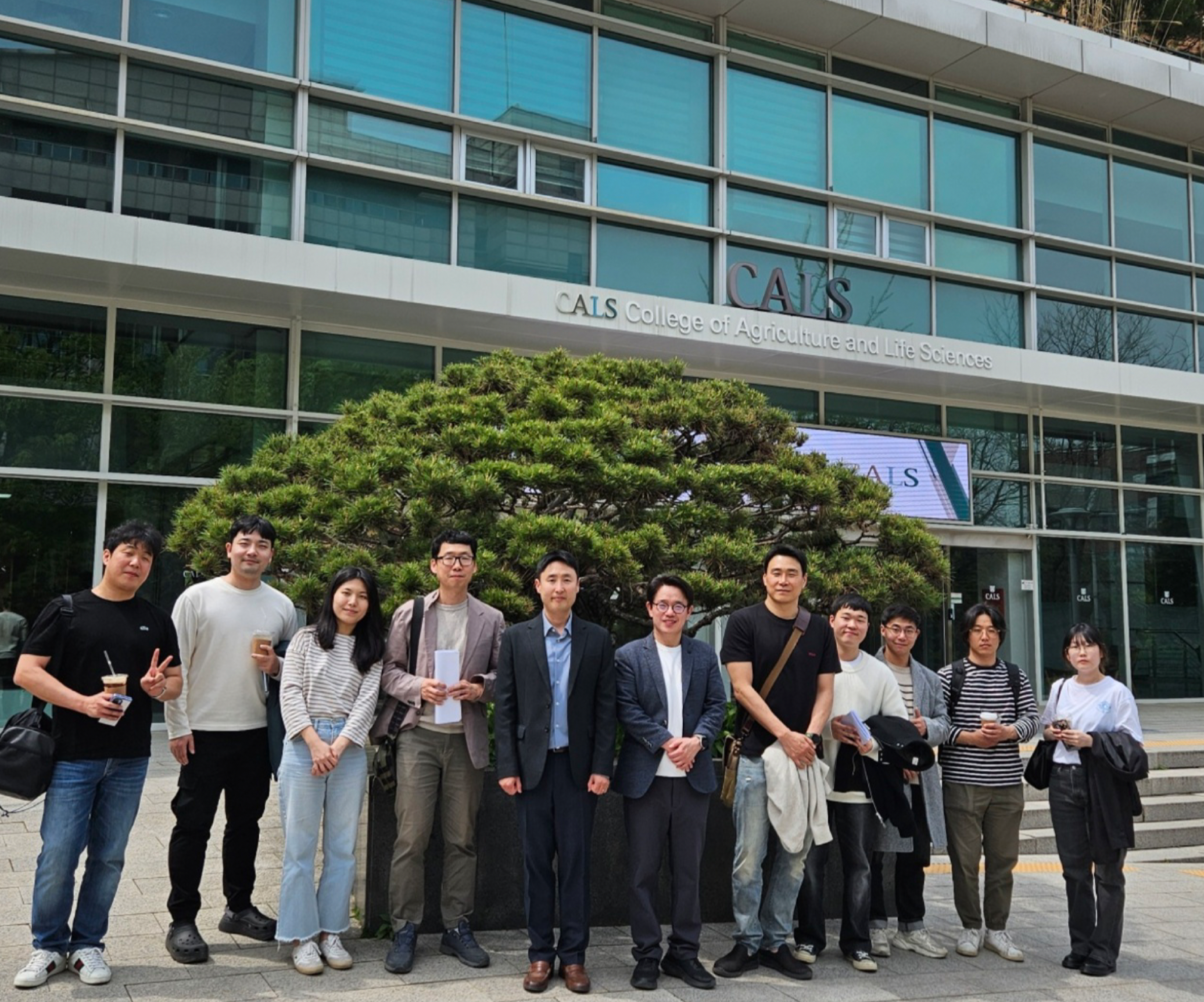 Research Team Photo - Seoul National University & Inha University Collaboration